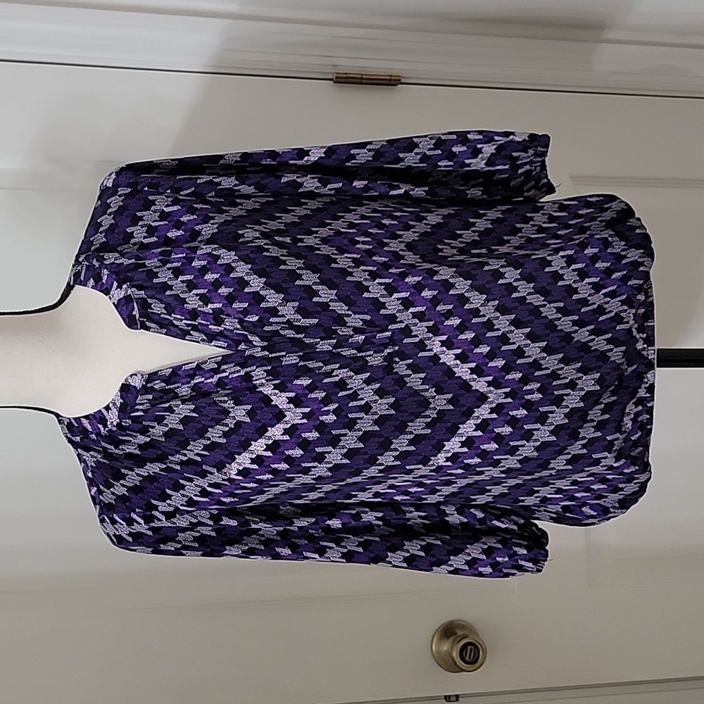 Dana Buchman Size S Purple Black Lilac Abstract Chevron V-Neck Tunic, EUC
